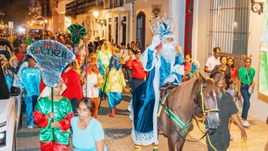 Photo of Melchor, Gaspar y Baltasar llevaron alegría a las familias del Distrito Nacional durante el desfile de los Reyes Magos