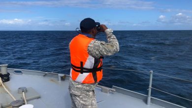 Photo of Armada continúa búsqueda de posibles desaparecidos tras naufragio de yola con 35 personas a bordo
